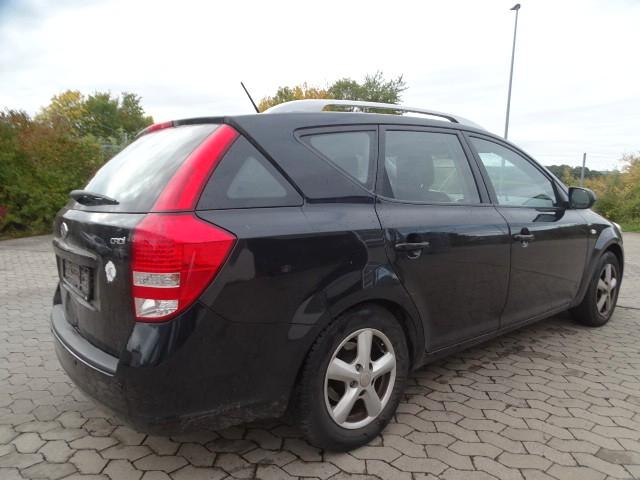 Kia cee'd 2011 — engine 1.582 cm³, 116 HP (85kW)