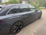 Audi A4 40 TDIQuattro  Matrix / SHZ / Panorama/360c