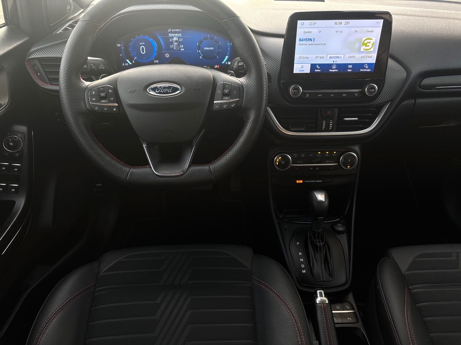 Fahrzeugabbildung Ford Puma ST-Line X, Fahrassistenzpaket