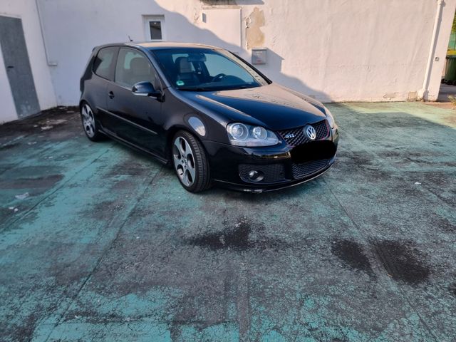 Volkswagen Golf 5 2.0 TFSI GTI Edition 30 Automatik 