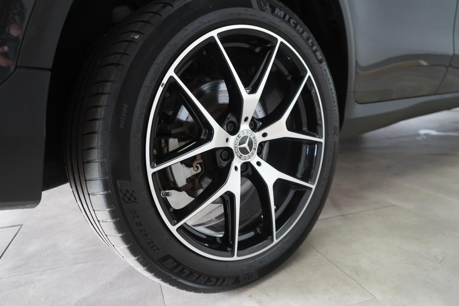 Mercedes-Benz GLC 300 e 4Matic 9G-Tronic AMG Kamera AHK Virtua foto 18