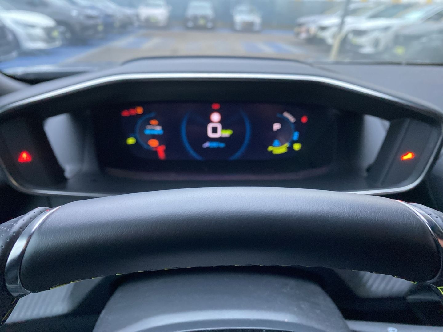 Fahrzeugabbildung Peugeot 2008 e- GT Elektromotor 136 *Rückfahrkamera*Sitz