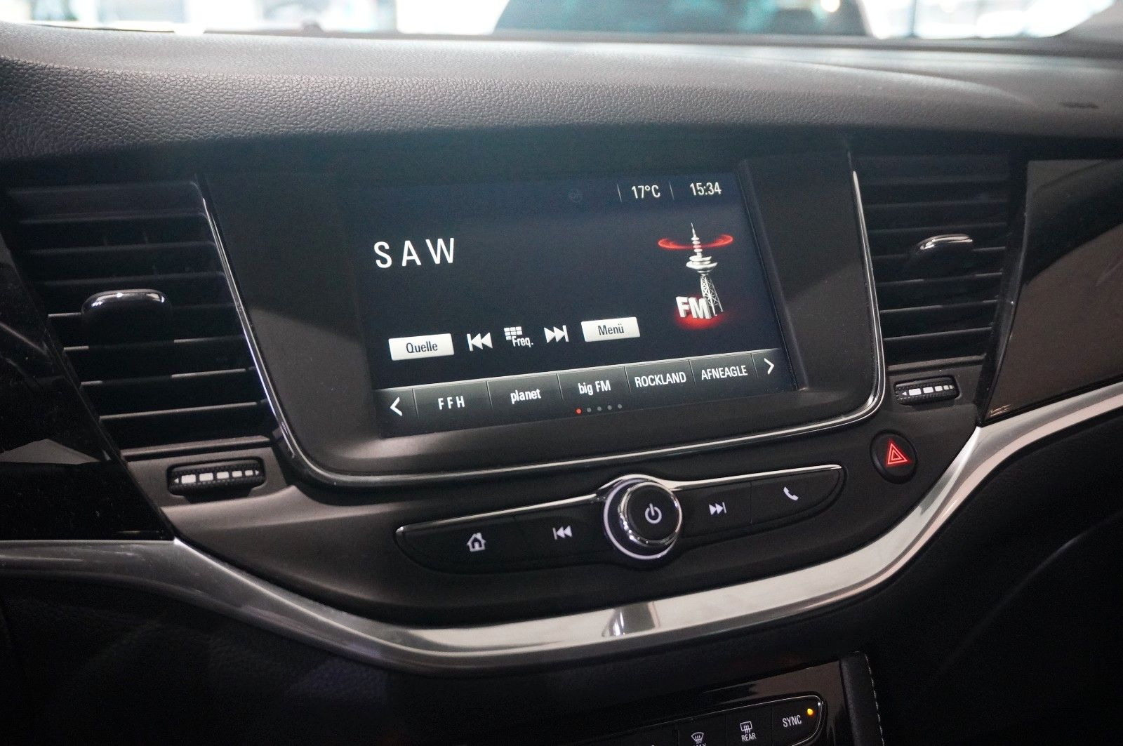 Fahrzeugabbildung Opel Astra K Lim. 1.4T INNOV. NAVI/LED/KAMERA/TEMP.