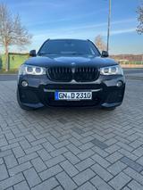 BMW X3 xDrive20d M SPORT AT M SPORT - BMW X3 von privat