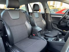 Fahrzeugabbildung Octavia Combi Elegance 1.8 TSI