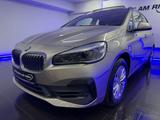 BMW 220 Active Tourer 1HD LEDER PANO HUD LED AHK CAM - BMW 220 Active Tourer aus 2020
