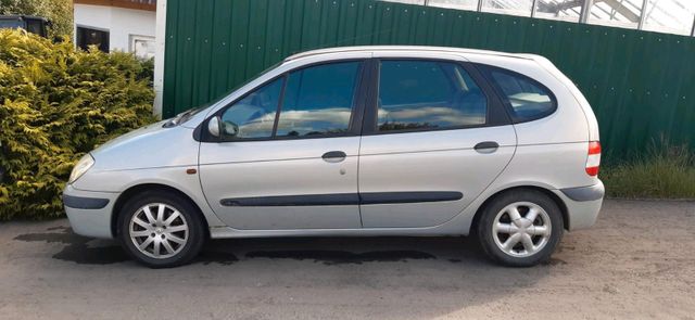 Renault Megane Scenic