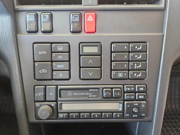 صورة مصغرة 23 لـ 1993 Mercedes-BENZ C 220