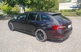 Skoda Superb Combi SportLine 4x4 "Black Edition" - Skoda Superb: B