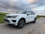 Volkswagen Touareg 3.0 V6 TDI SCR Tiptronic Executive E... - Volkswagen Touareg: Executive