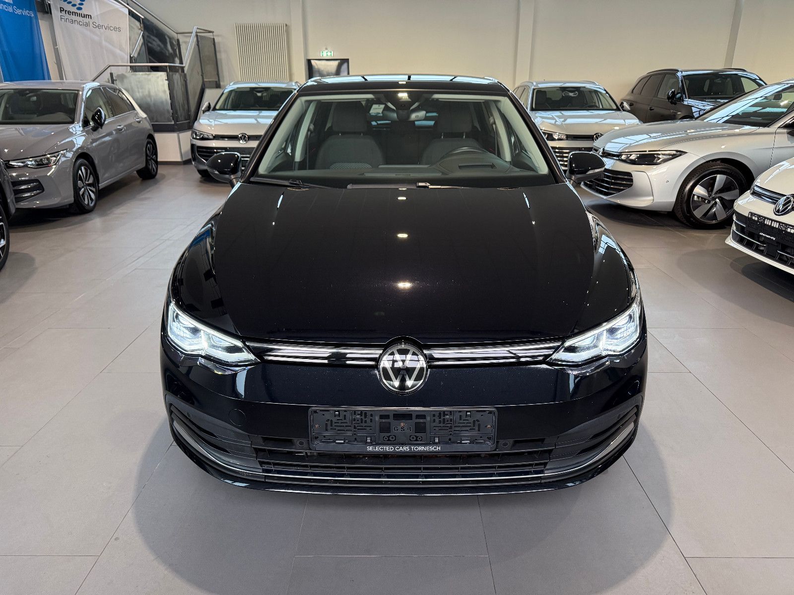 Volkswagen Golf VIII 2.0 TDI DSG ACC/HUD/MATRIX/PANO/AHK imagem 2