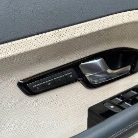 Land-Rover Range Rover Evoque - 11