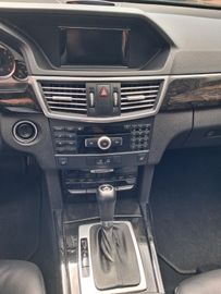 Mercedes E 200 - 7