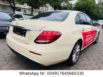 Mercedes E 200 - 4