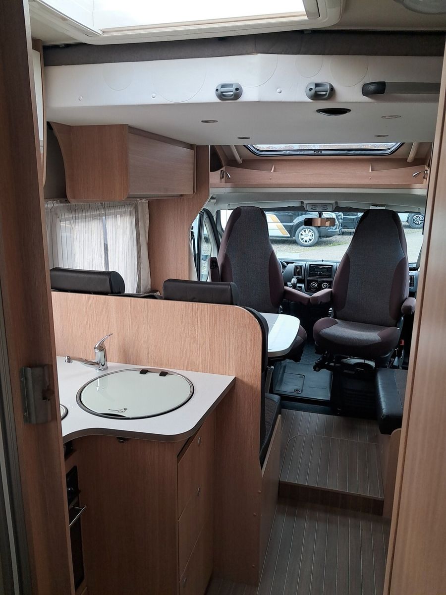 Fahrzeugabbildung Sunlight T 68 Luftfederung,AHK,Markise,SAT+TV