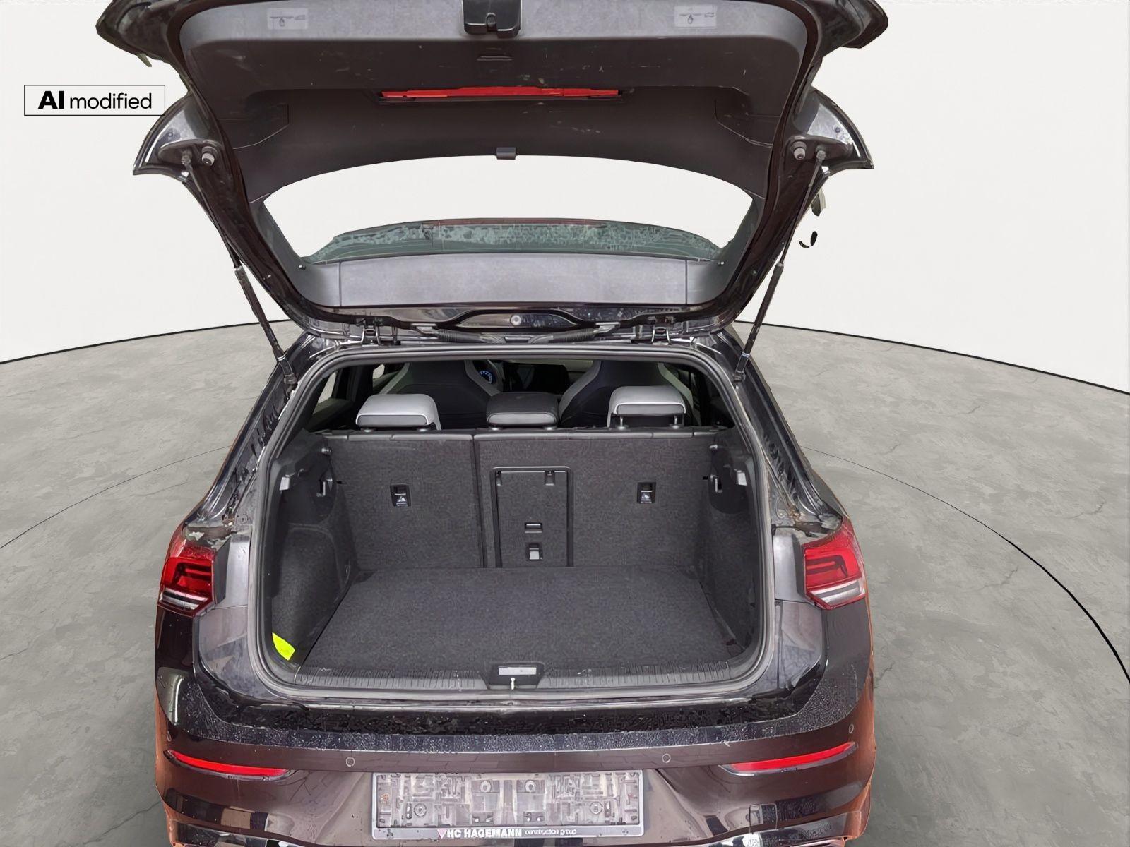 Volkswagen Golf VIII 1.5 eTSI R-Line LED+PDC+SitzH+Navi+App, миниатюра 28