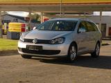 Volkswagen Golf VI Variant Comfortline TÜV NEU PDC AHK S-HE - Volkswagen Golf aus 2010: Variant