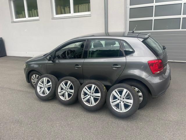 Volkswagen Polo V 1.4 Benziner+PDC+GRA+ALU+CLIMA+8fach+