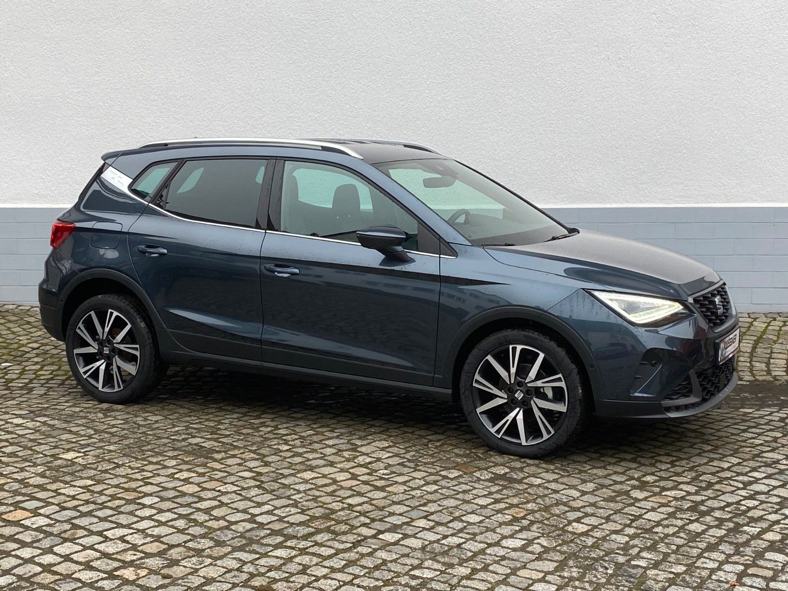 Fahrzeugabbildung SEAT Arona FR 1.0 TSI *Navi *Sitzhz. *Parklenkasst.