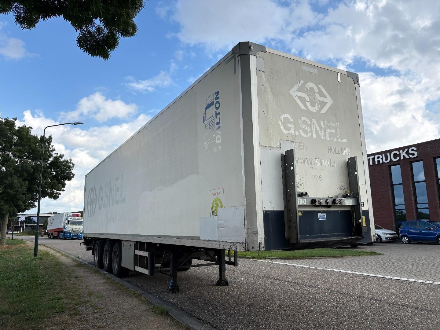 Groenewegen DRO-15-27 B 3-Axle Closed Box / Steering / BPW A