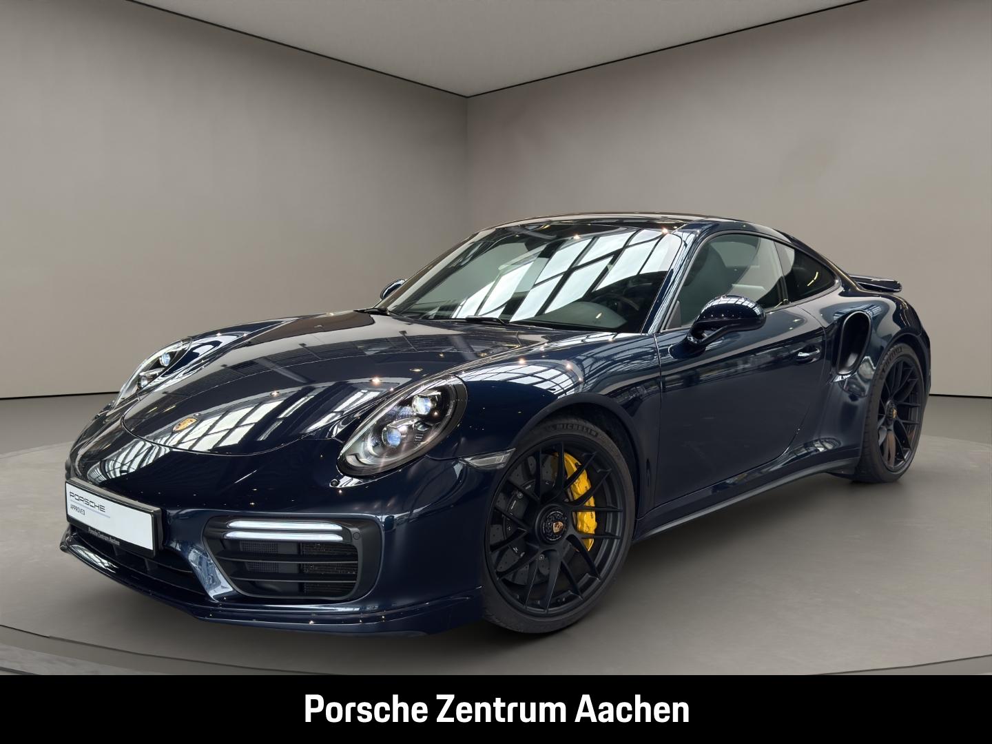 Porsche 991 911 Turbo S PCCB HA-Lenkung nur 36.834 km