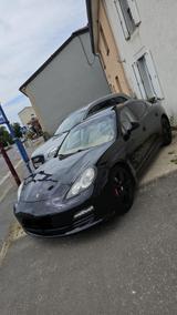 Porsche Panamera 4S S - Porsche Panamera aus 2010: 4s