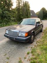 Mercedes-Benz Mercedes Benz w124 300D mit H Kennzeichen - Mercedes-Benz 300: W124 300d
