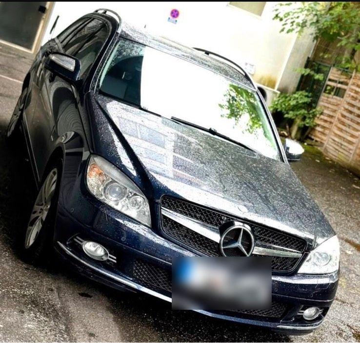 Mercedes-Benz C 320
