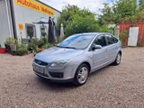 Ford Focus 1.6 Ghia scheckheftgepflegt - Ford: Ghia