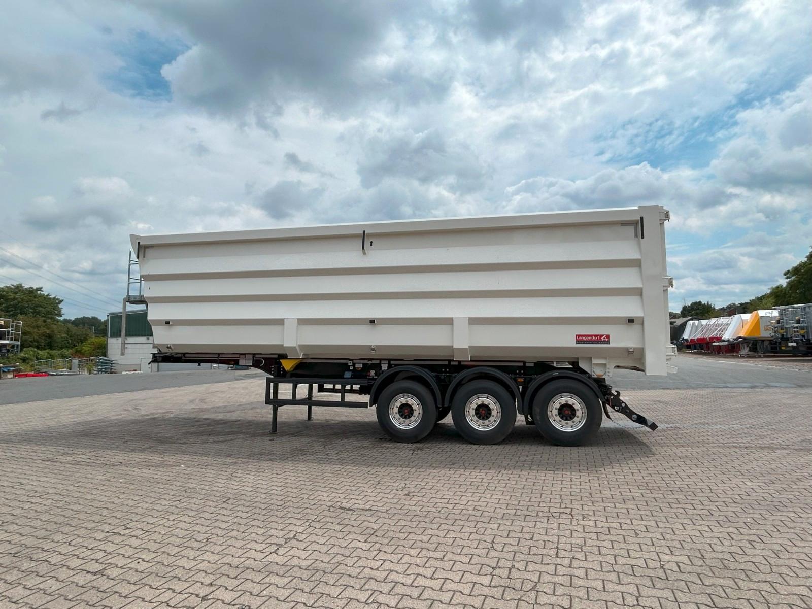 Langendorf LANGENDORF-Dreiachs-Sattelauflieger, Typ SKS - G