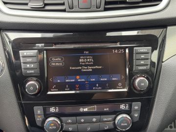 Nissan Qashqai N-Connecta 1,3 Pano*Navi*360*Kamera*LED*