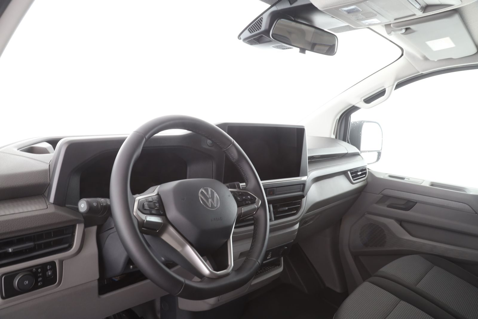 Volkswagen T7 Caravelle - Bild 11