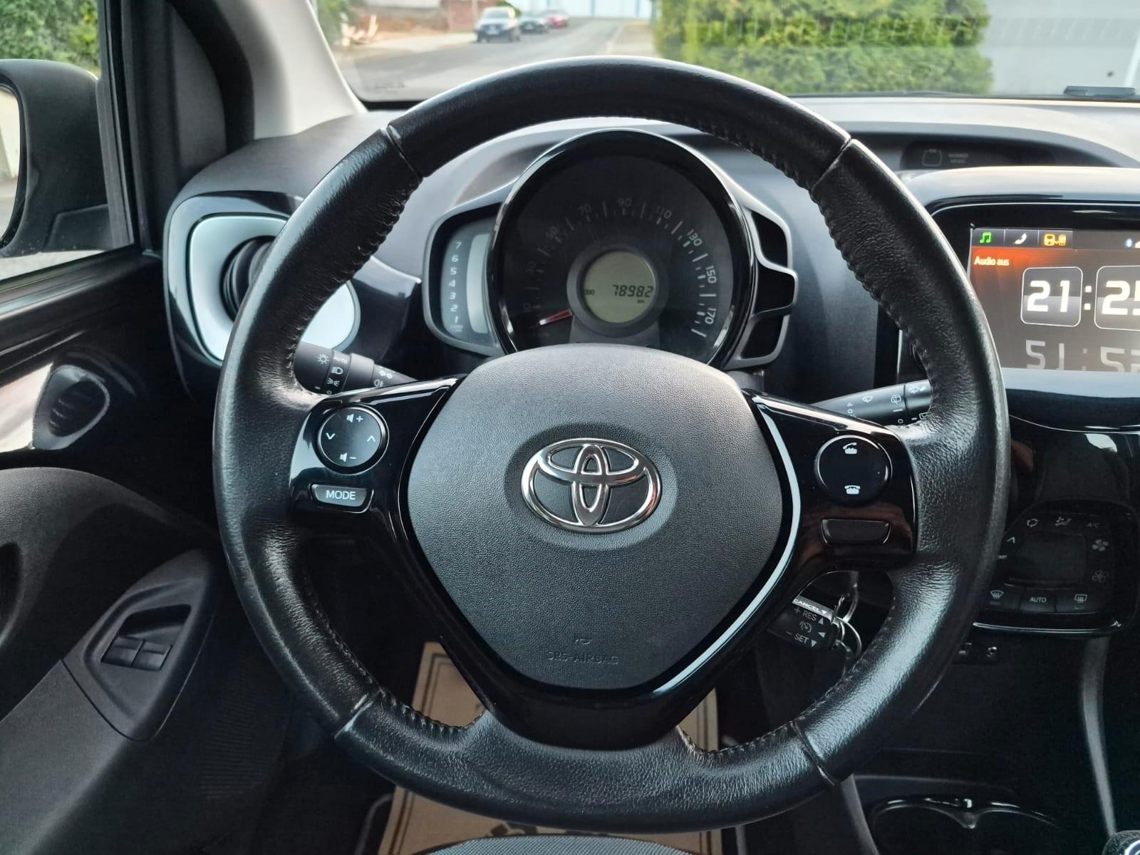 Toyota Aygo x-wave *wenig km*Faltdach