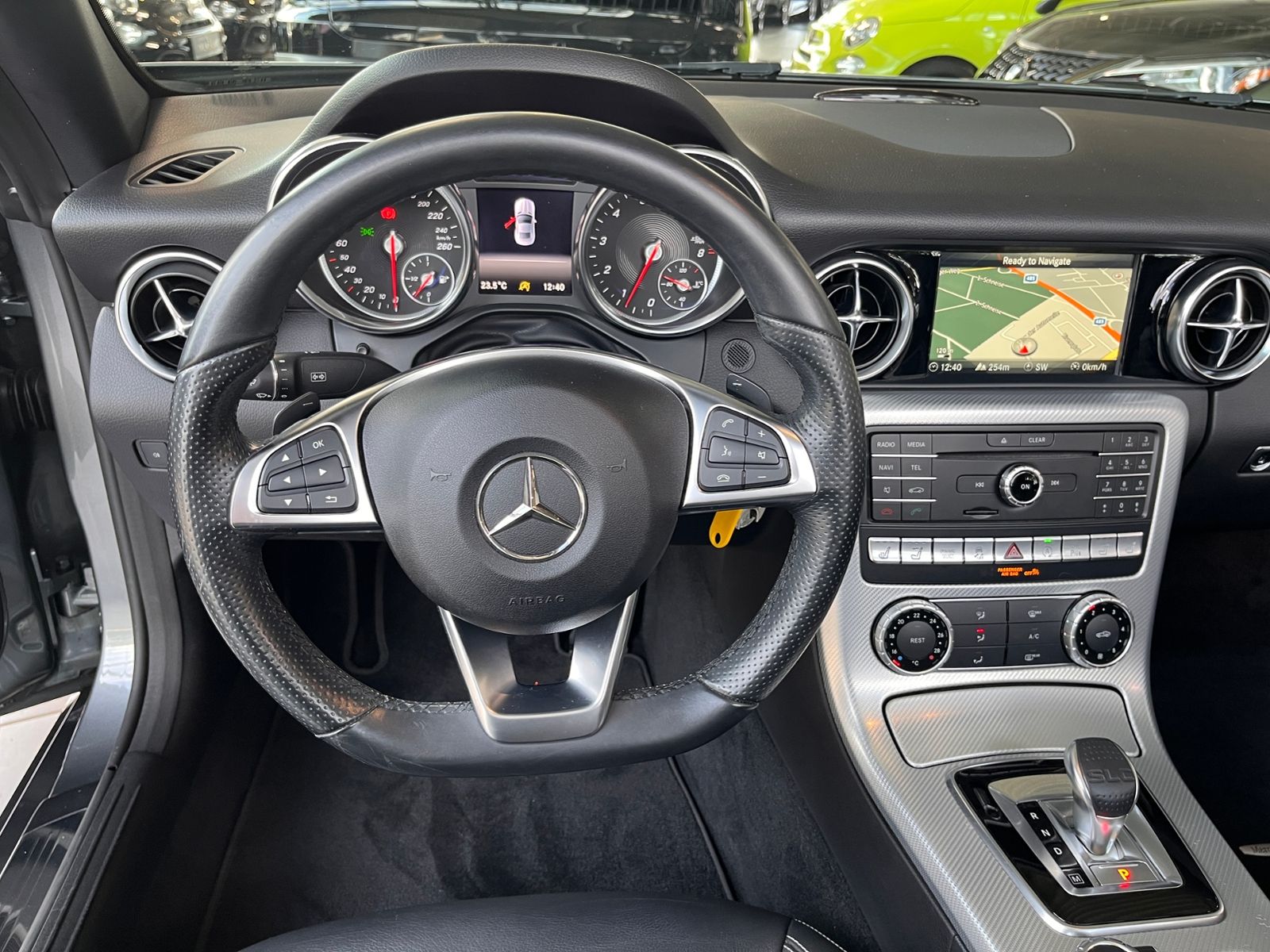 Fahrzeugabbildung Mercedes-Benz SLC 200 LEDER NAVI ALU