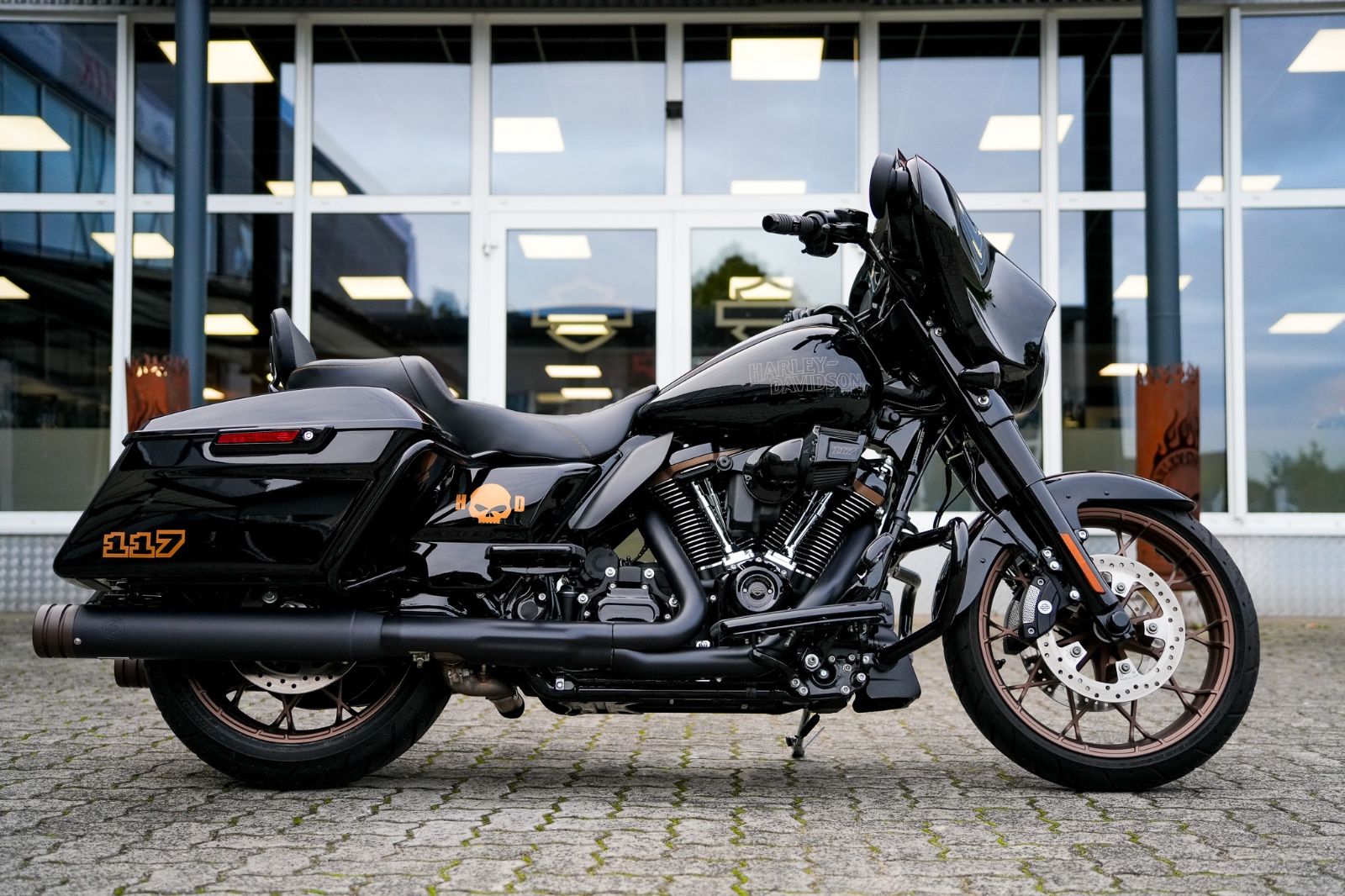 Fahrzeugabbildung Harley-Davidson FLHXST Street Glide ST 117 cui - Kesstech