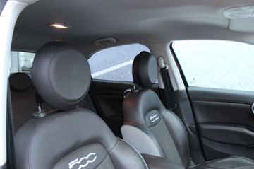 Fahrzeugabbildung Fiat 500X Lounge Aut. Xenon
