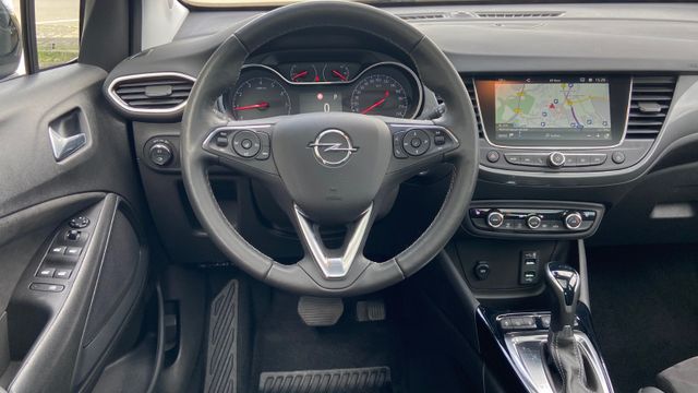 Fahrzeugabbildung Opel Crossland (X) 1.2 DIT ULTIMATE , NAVI+RFK , PANO