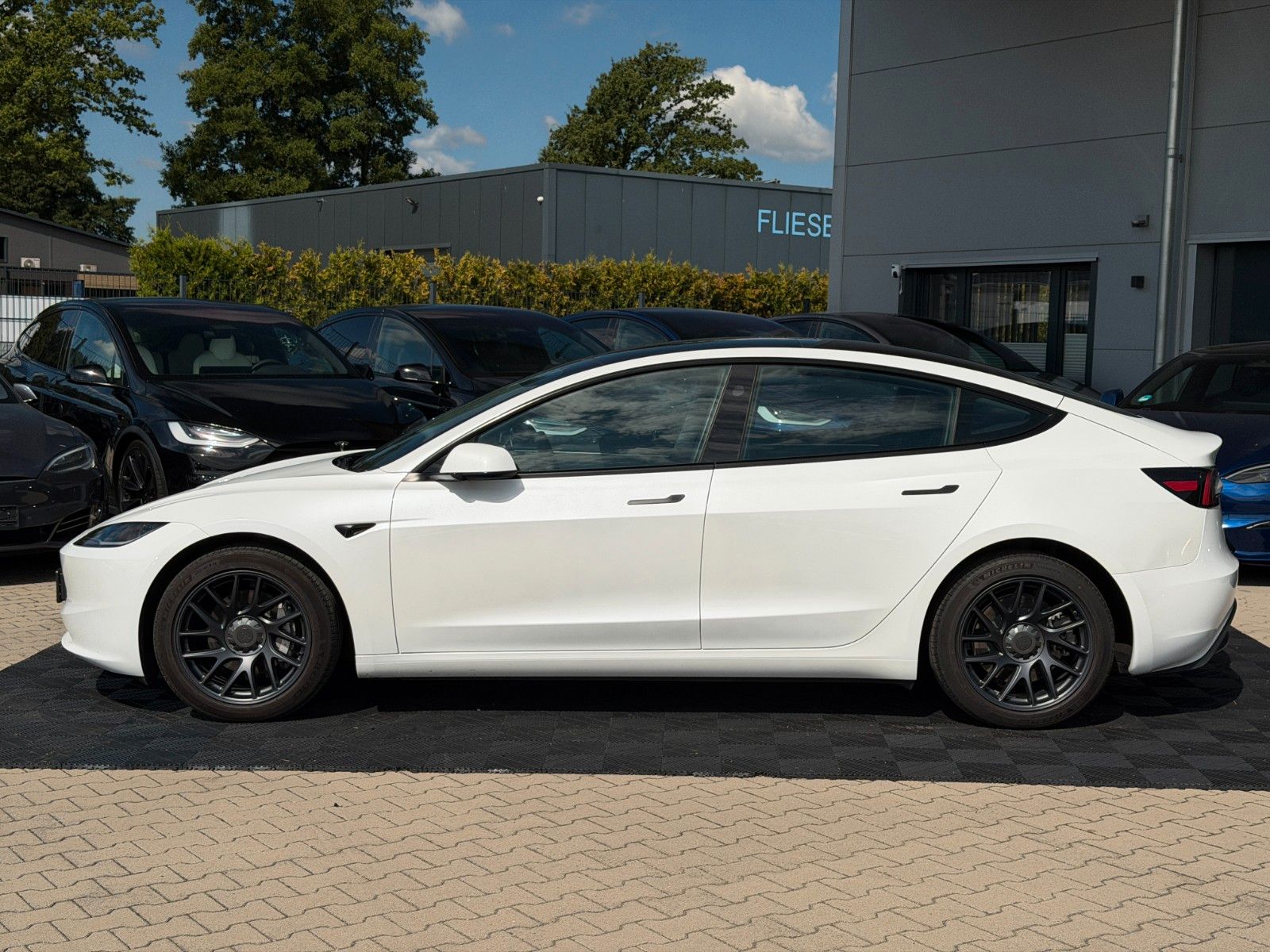 Tesla MODEL 3 HIGHLAND LR AWD ENHANCED AP 4 KI foto 7