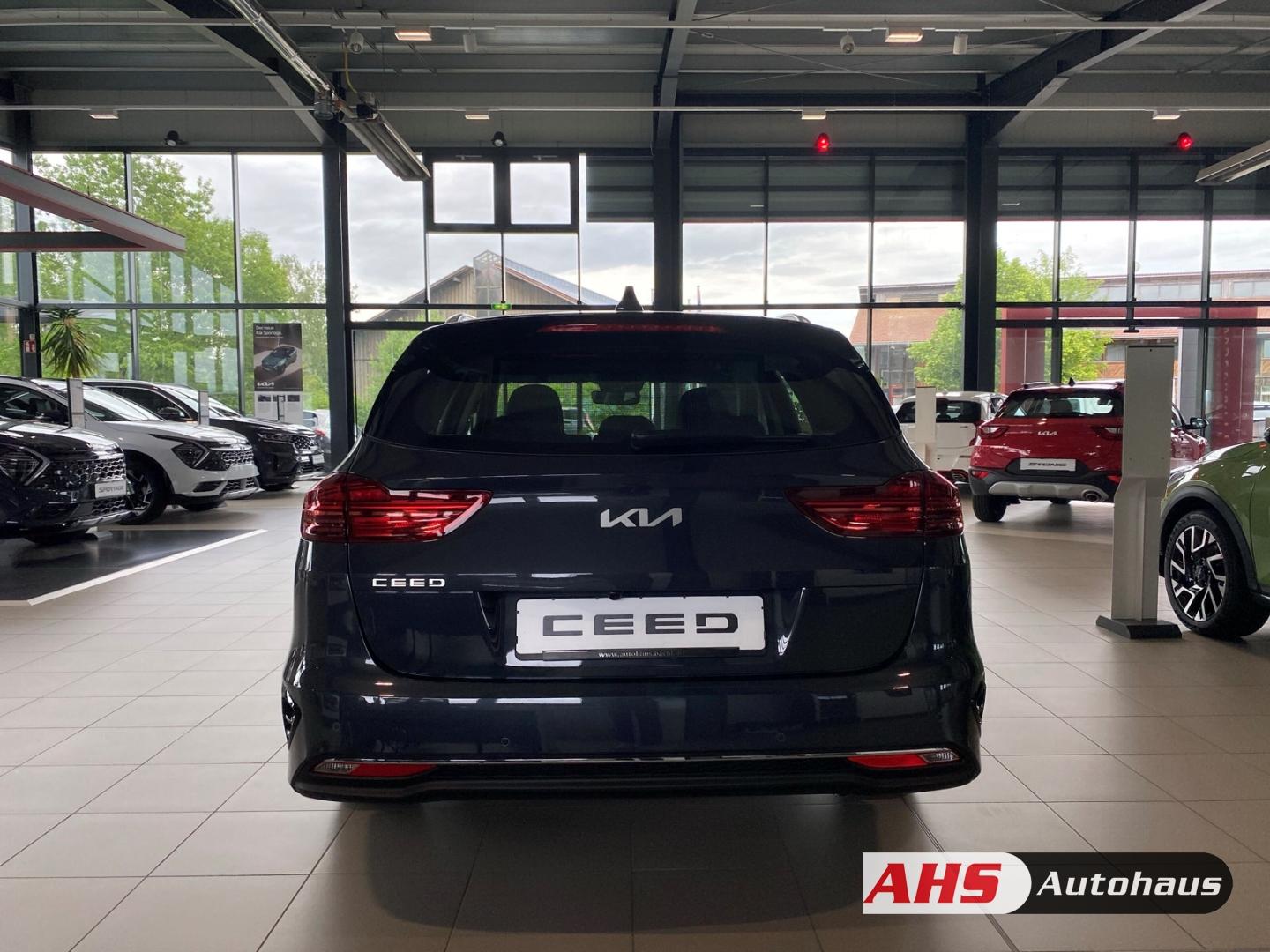 Kia Ceed_sw Sportswagon Vision 1.6 CRDi Mild Hybrid 