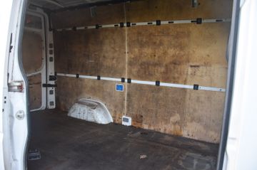 Volkswagen Crafter - 12