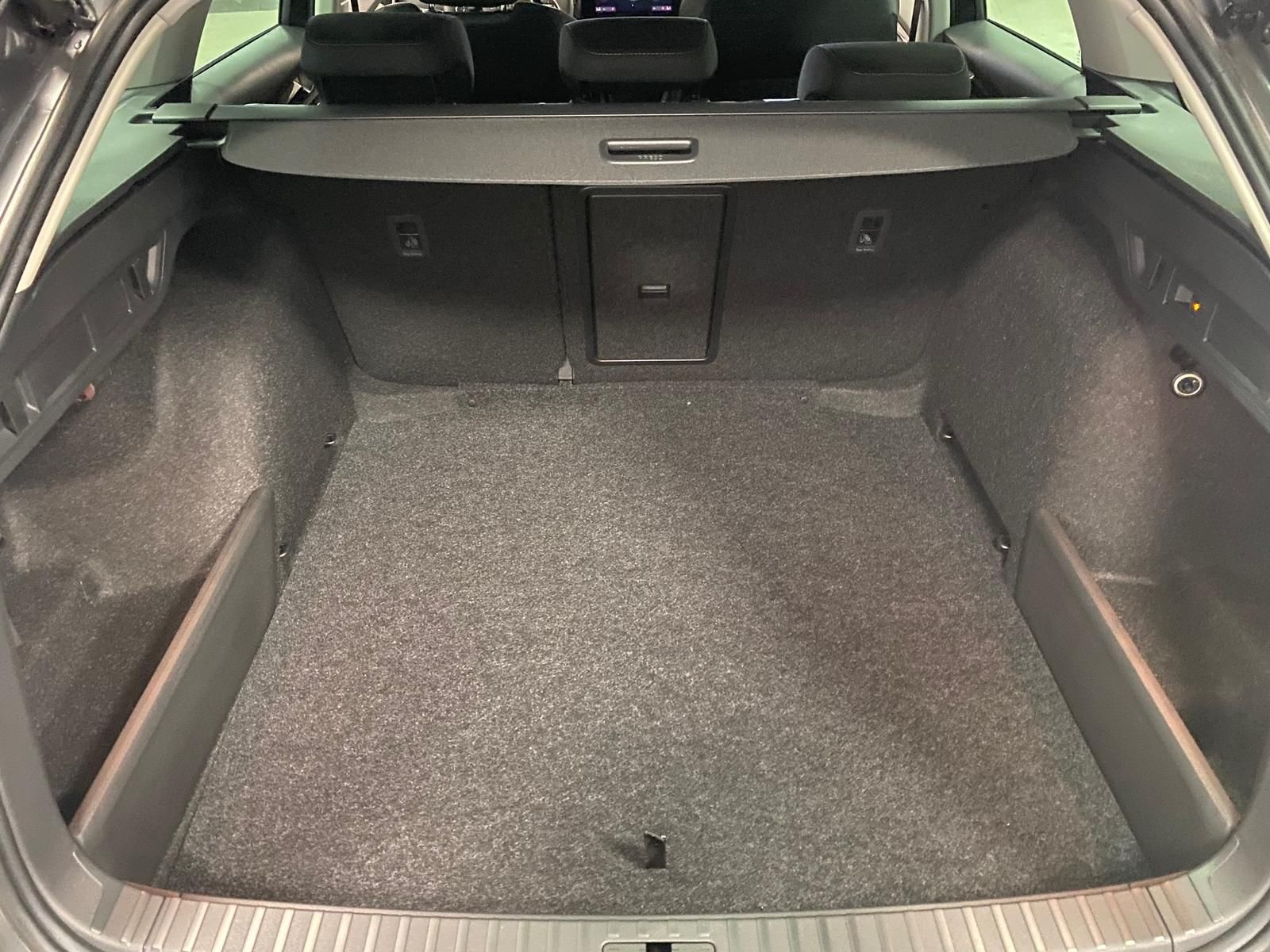 Fahrzeugabbildung SKODA Octavia 2.0 TDI DSG Selection AHK+5J GAR+APP+ACC