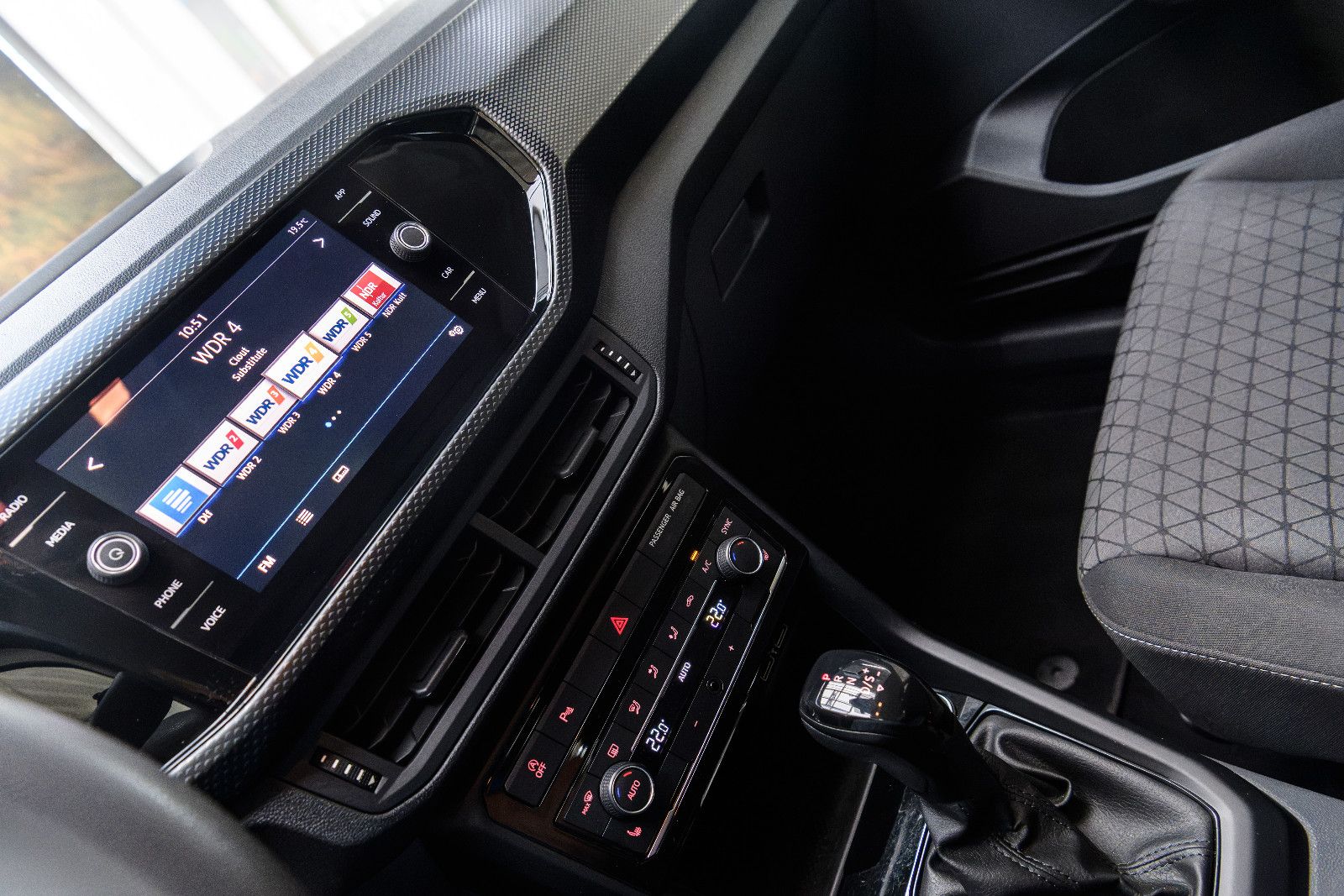 Fahrzeugabbildung Volkswagen T-Cross 1,0 DSG Life+ ACC+Kamera+Bluetooth
