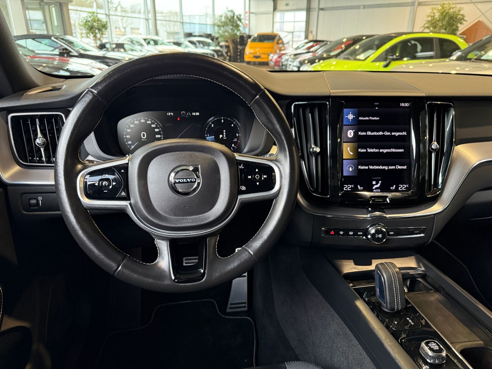 Fahrzeugabbildung Volvo XC60 R Design AWD AHK LED NAVI