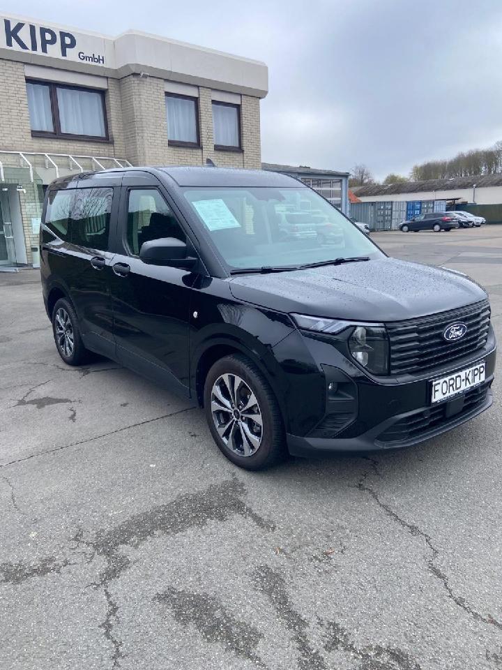 Ford Tourneo Courier Trend + Kamera