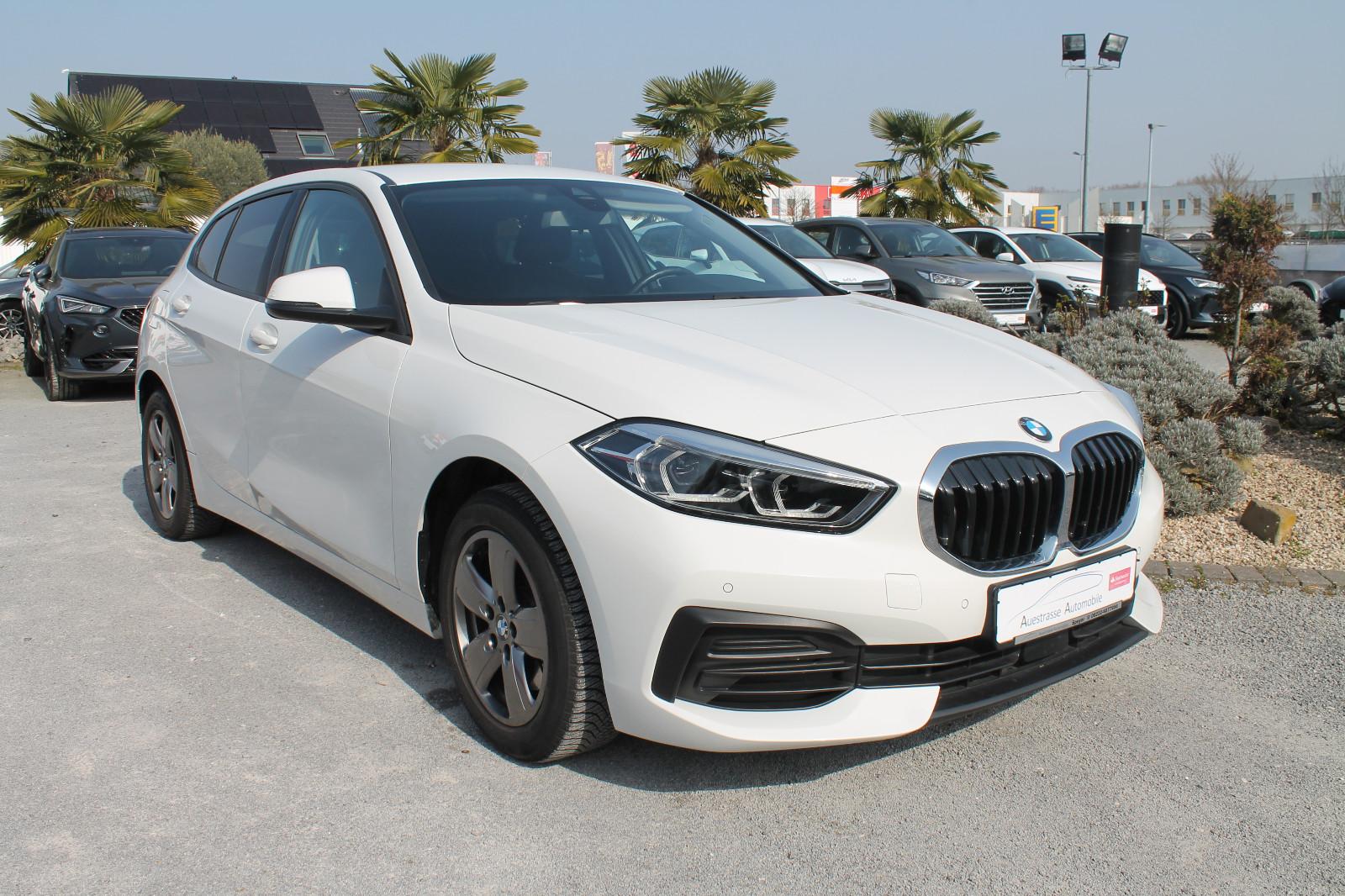 BMW 118i Automatik, Navi, Apple CarPlay, Android,LED