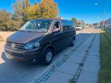 Volkswagen T5 Transporter Bus Caravelle Comfortline lang - Volkswagen aus 2010: Transporter
