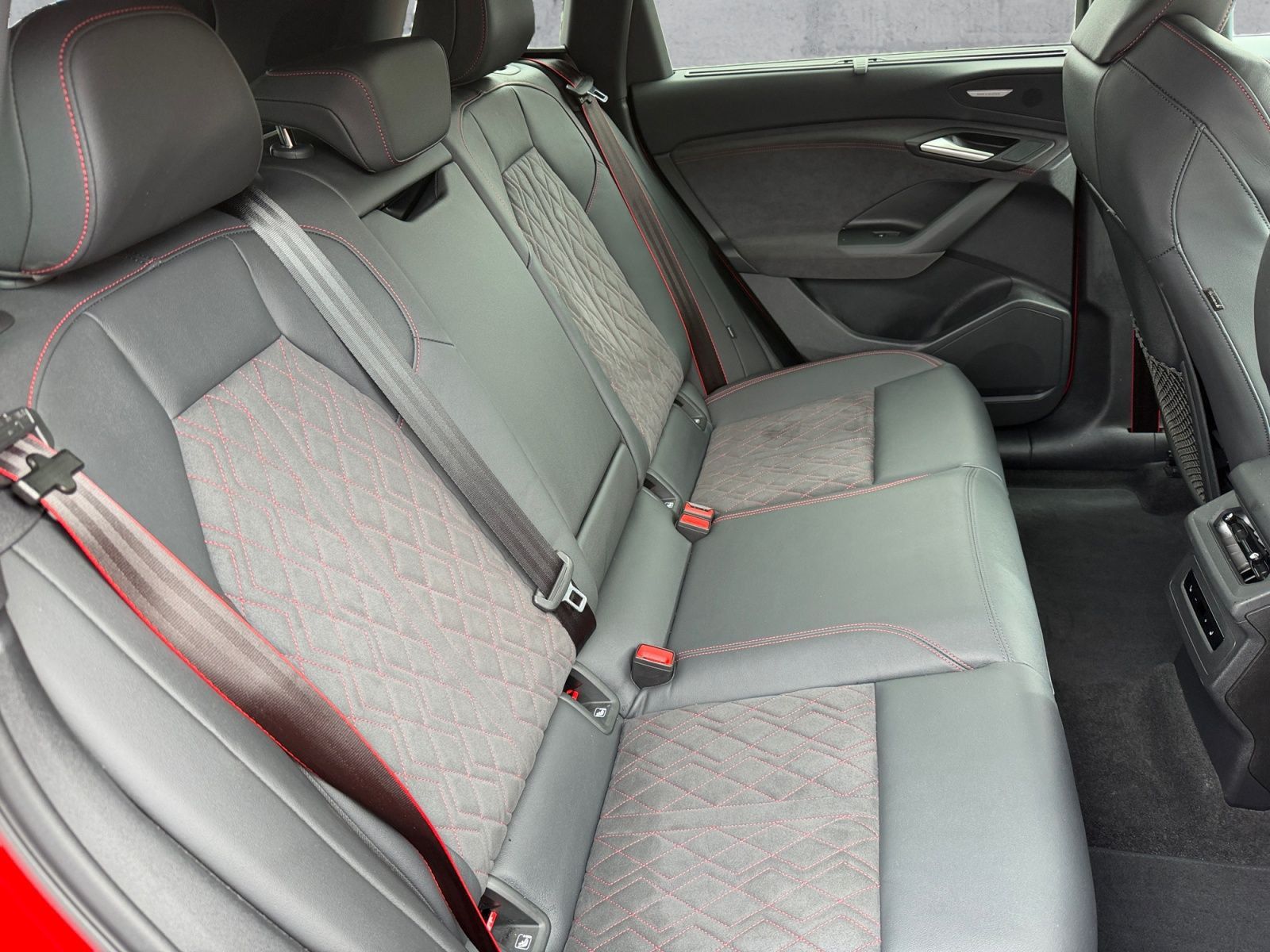 Audi SQ6 e-tron - Bild 16