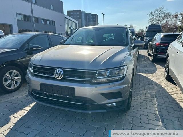 Volkswagen Tiguan 2.0 TDI Highline Navi AHK STHZG LED PDC L