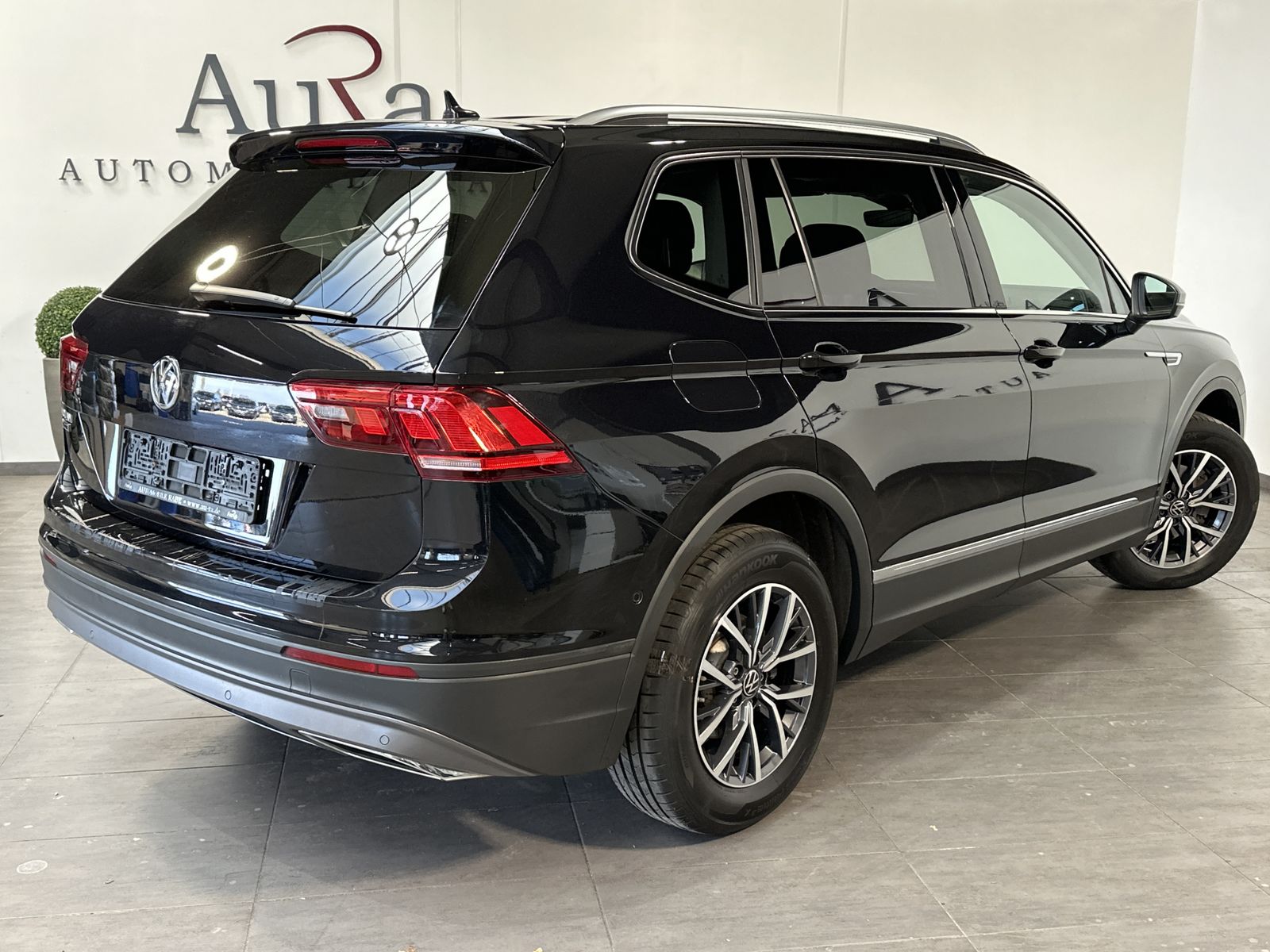 Fahrzeugabbildung Volkswagen Tiguan Allspace 2.0 TDI DSG CL NAV+LED+ACC+KAM
