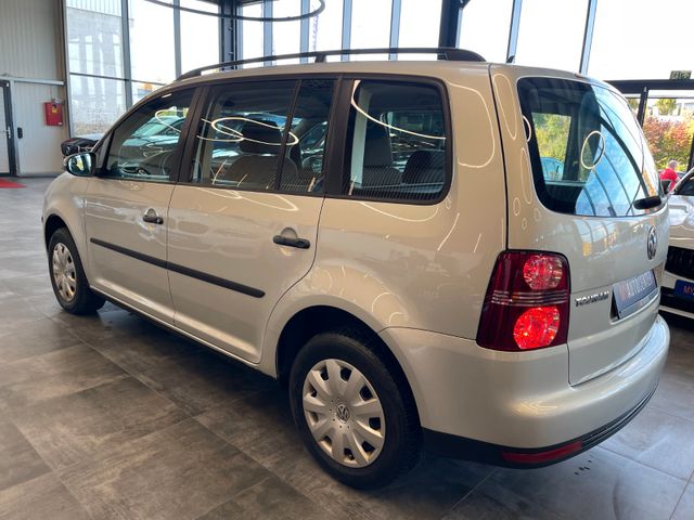 Volkswagen Touran Conceptline *KLIMA*TEMPOMAT*SZHZ*